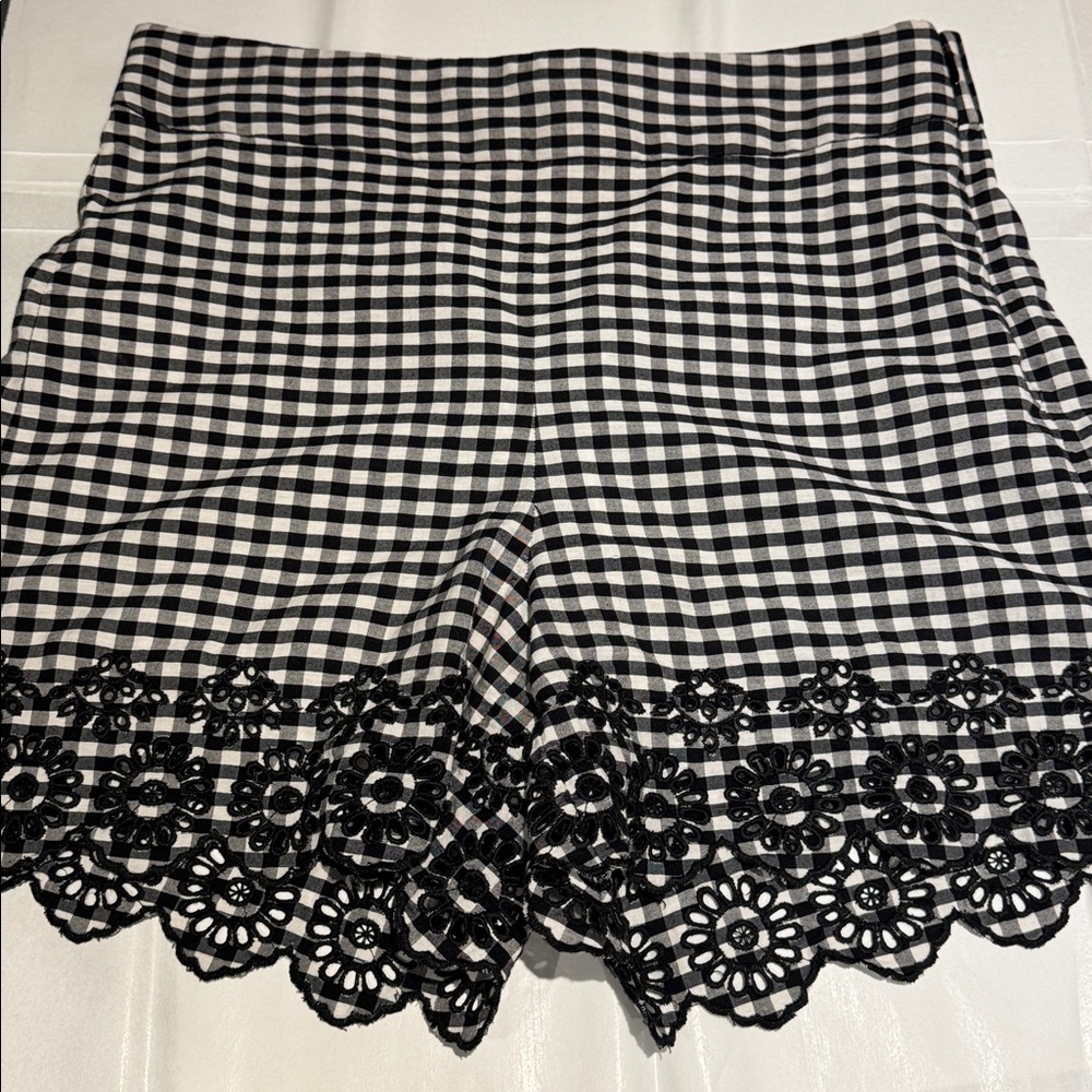 JCREW SHORTS 🖤🤍